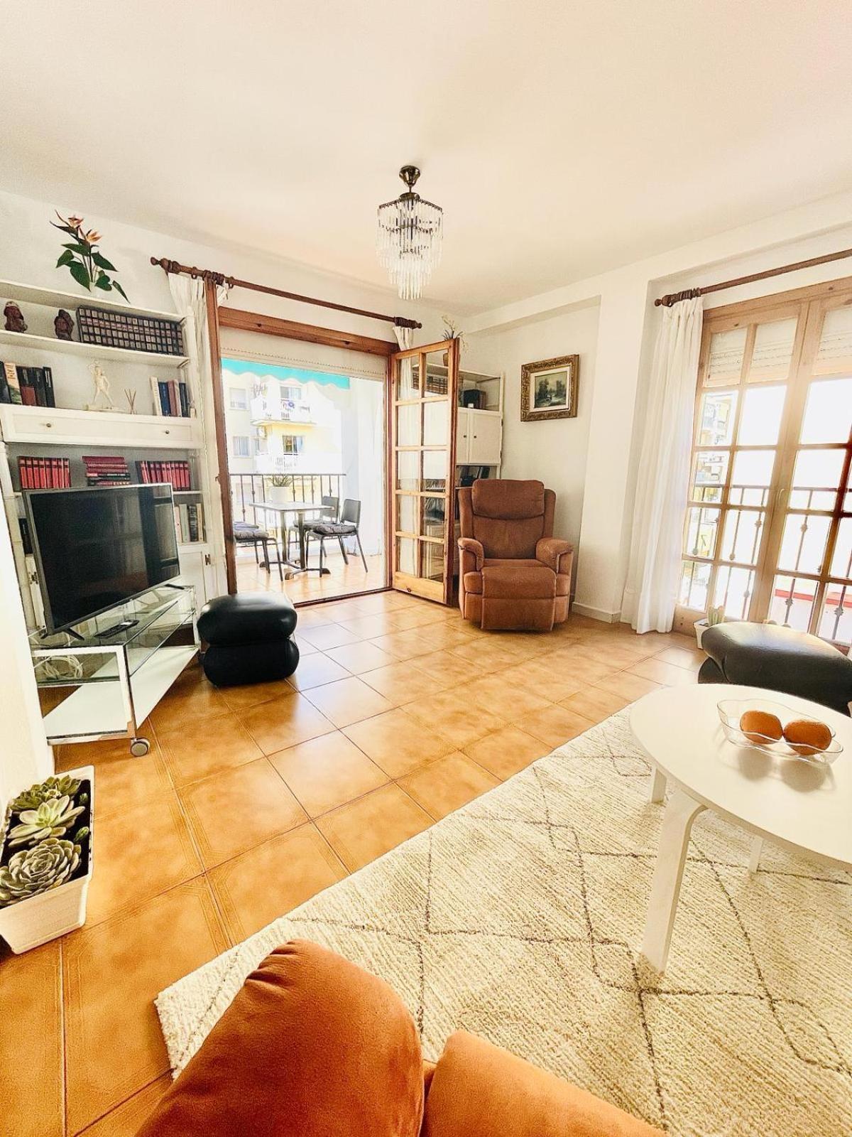 Apartamento Centro Torremolinos Con Solarium Luaran gambar